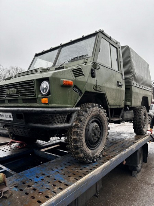 Військовий автомобіль для України